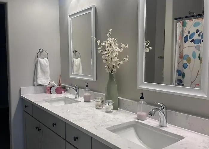 Spacious 3 Bed 2 Bath With King Master In Apartamento *